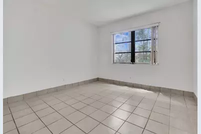 3115  Oakland Shores Dr, Unit #E110, Oakland Park, FL 33309 - Photo 21