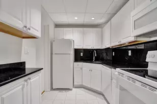 3115 Oakland Shores Dr, Oakland Park, FL 33309 - Photo 13