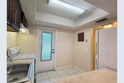 1201  Hillcrest Ct, Unit #109, Hollywood, FL 33021 - Photo 9