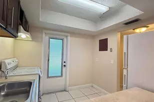 1201 Hillcrest Ct, Hollywood, FL 33021 - Photo 9