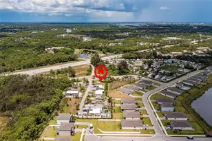 5754 SE Green Ln, Stuart, FL 34997 - Photo 9