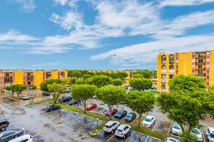 4801 NW 7th St, Miami, FL 33126 - Photo 25