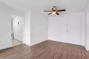 4801 NW 7th St, Miami, FL 33126 - Photo 5