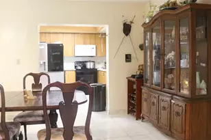 8261 NW 66th Terrace, Tamarac, FL 33321 - Photo 9