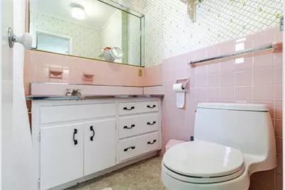 1300 SE 7th Ct, Deerfield Beach, FL 33441 - Photo 11