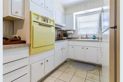 1300 SE 7th Ct, Deerfield Beach, FL 33441 - Photo 7