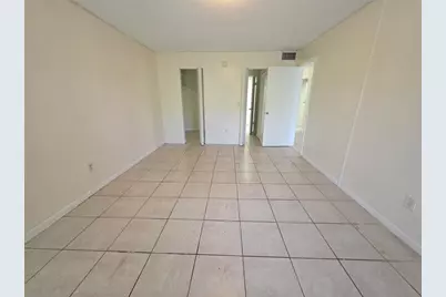 2800 NW 56th Ave, Unit #E302, Lauderhill, FL 33313 - Photo 7