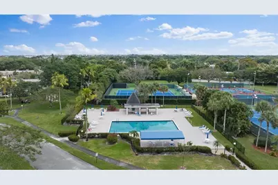 2710  Nassau Bnd, Unit #B1, Coconut Creek, FL 33066 - Photo 19