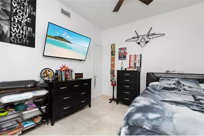 315 NE 3rd Ave, Unit #1808, Fort Lauderdale, FL 33301 - Photo 17