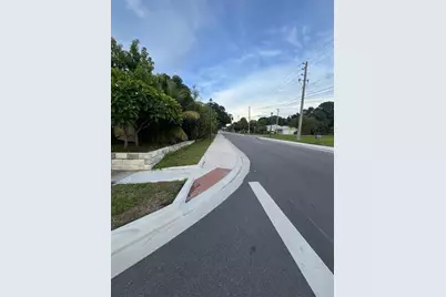 1124  Colonial Rd, Fort Pierce, FL 34950 - Photo 3