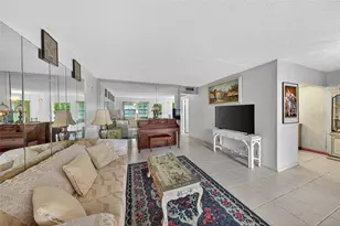 102 Newport F Unit, Deerfield Beach, FL 33442 - Photo 5