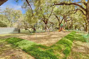 9230 Lagoon Pl, Davie, FL 33324 - Photo 27