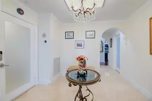 1 Las Olas Cir, Fort Lauderdale, FL 33316 - Photo 7