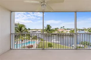 390 N Federal Hwy, Deerfield Beach, FL 33441 - Photo 11