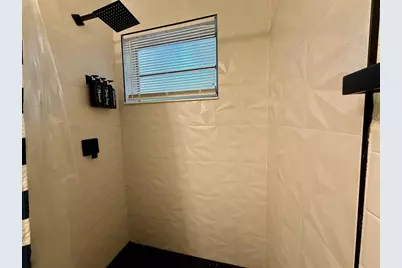 3210  Canal Dr, Unit #8, Pompano Beach, FL 33062 - Photo 27