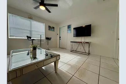 3210  Canal Dr, Unit #8, Pompano Beach, FL 33062 - Photo 19