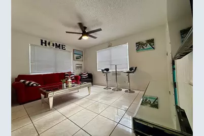 3210  Canal Dr, Unit #8, Pompano Beach, FL 33062 - Photo 17