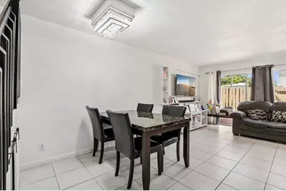 5843  Woodlands Blvd, Tamarac, FL 33319 - Photo 7