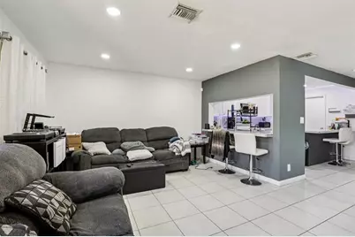 5843  Woodlands Blvd, Tamarac, FL 33319 - Photo 3