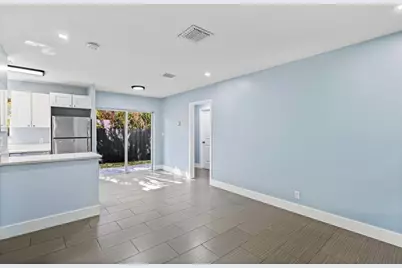 1211 NE 2nd Ave, Unit #2, Fort Lauderdale, FL 33304 - Photo 13