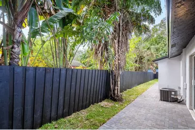 1211 NE 2nd Ave, Unit #2, Fort Lauderdale, FL 33304 - Photo 29