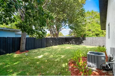 1211 NE 2nd Ave, Unit #2, Fort Lauderdale, FL 33304 - Photo 31