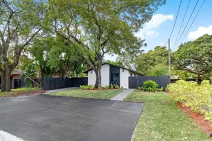 1211 NE 2nd Ave, Fort Lauderdale, FL 33304 - Photo 9