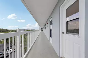 5700 NW 2nd Ave, Boca Raton, FL 33487 - Photo 45