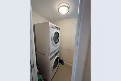 333 NE 21st Ave, Unit #318, Deerfield Beach, FL 33441 - Photo 5