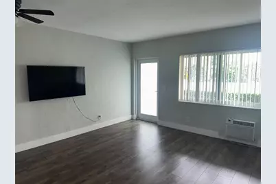 600  Layne Blvd, Unit #117, Hallandale Beach, FL 33009 - Photo 9