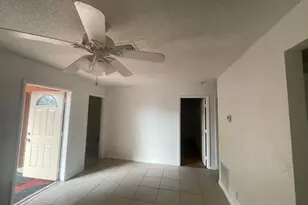 1735 SW 44th Terrace, Fort Lauderdale, FL 33317 - Photo 5