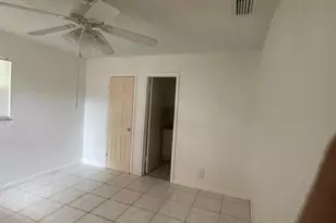 1735 SW 44th Terrace, Fort Lauderdale, FL 33317 - Photo 7