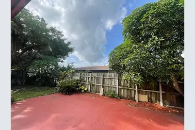 1735 SW 44th Ter, Fort Lauderdale, FL 33317 - Photo 15