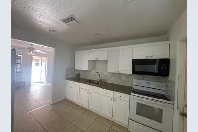 1735 SW 44th Ter, Fort Lauderdale, FL 33317 - Photo 11