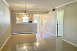 608 SW Natura Blvd, Deerfield Beach, FL 33441 - Photo 13