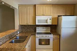 608 SW Natura Blvd, Deerfield Beach, FL 33441 - Photo 5