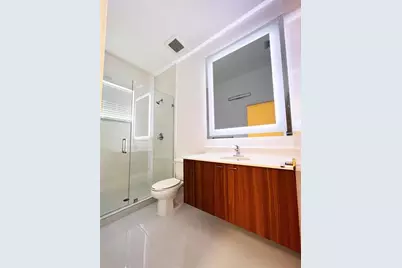 1239 NE 18th Ave, Fort Lauderdale, FL 33304 - Photo 23