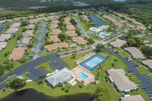 1217 S Lakes End Dr, Fort Pierce, FL 34982 - Photo 51