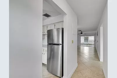 2111 NE 42nd Ct, Unit #201W, Lighthouse Point, FL 33064 - Photo 3