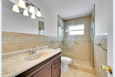 2111 NE 42nd Ct, Unit #201W, Lighthouse Point, FL 33064 - Photo 11