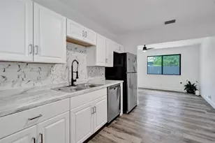 1810 NW 9th St, Fort Lauderdale, FL 33311 - Photo 7