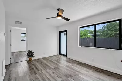 1810 NW 9th St, Fort Lauderdale, FL 33311 - Photo 17