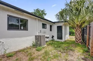 1810 NW 9th St, Fort Lauderdale, FL 33311 - Photo 29