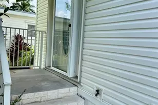 2080 SW 85th Ave, Davie, FL 33324 - Photo 11