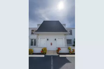 916 NE 27th Ave, Unit #916, Hallandale Beach, FL 33009 - Photo 1