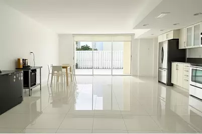 916 NE 27th Ave, Unit #916, Hallandale Beach, FL 33009 - Photo 3