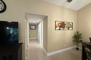 9237 NW 9th Pl, Plantation, FL 33324 - Photo 15