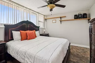 1237 NW 123rd Terrace, Pembroke Pines, FL 33026 - Photo 9