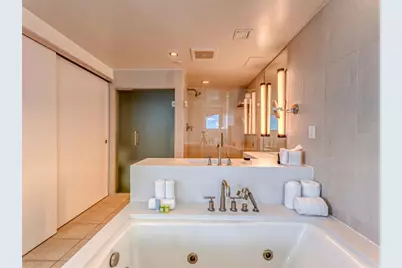 3101  Bayshore Dr, Unit #1409, Fort Lauderdale, FL 33304 - Photo 11