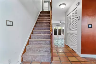 610 SE 14th Ct, Unit #6, Fort Lauderdale, FL 33316 - Photo 9